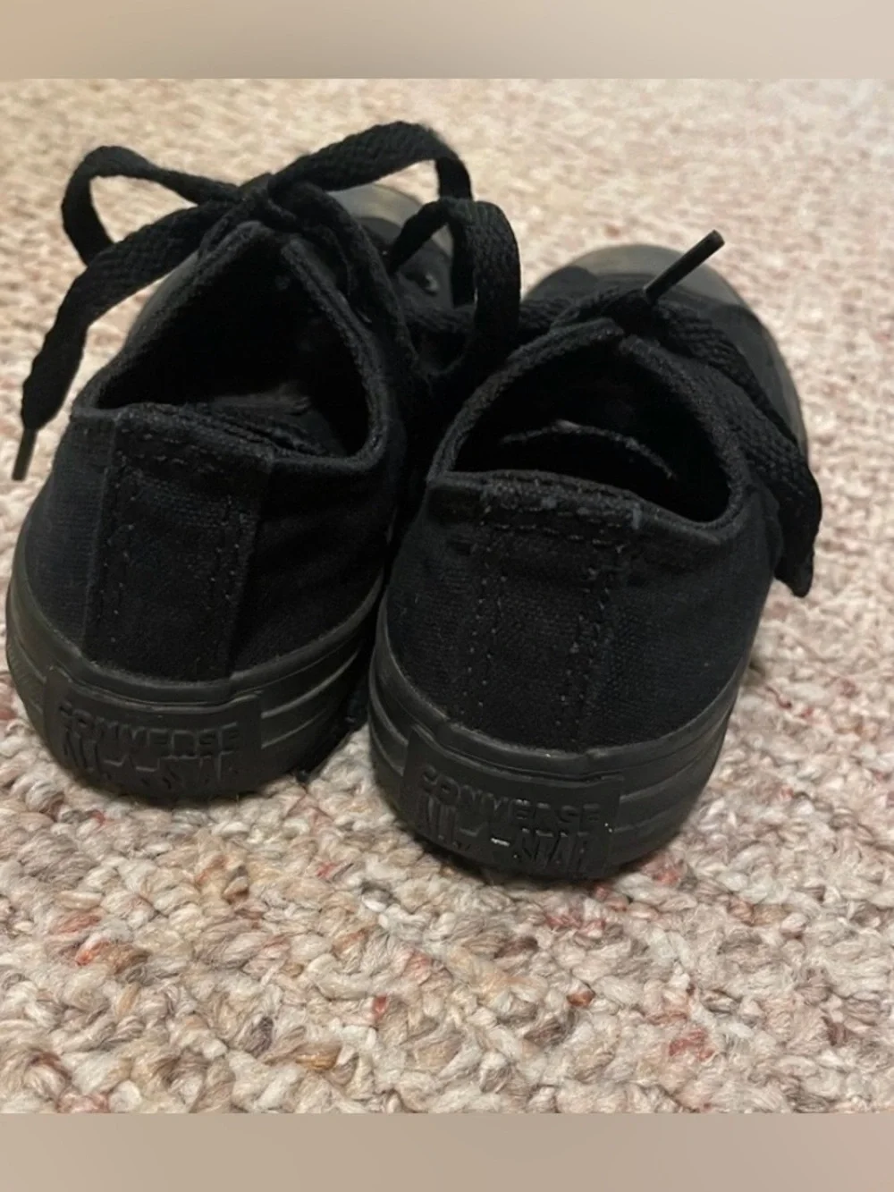 Little Kid Chuck Taylor All Star Classic — Low Tops